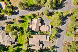 19357 Golden Lake Ct, Bend, OR 97702 - Photo 36