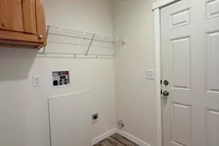 946 SE 10th St, Madras, OR 97741 - Photo 12