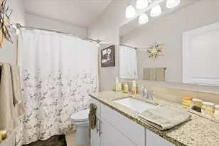 1632 Pearl Eye Ln, Medford, OR 97504 - Photo 8