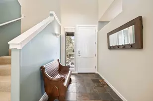 1421 Highland View Loop, Redmond, OR 97756 - Photo 2