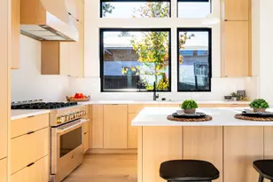 3325 NW Leavitt Ln, Bend, OR 97703 - Photo 12