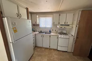 187 Vashti Way, Medford, OR 97501 - Photo 4