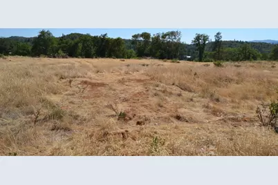 705 Harris Road, Grants Pass, OR 97526 - Photo 1