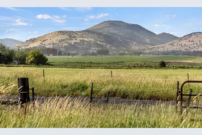 Crystal Springs #NKA 0, Klamath Falls, OR 97603 - Photo 6