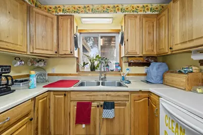 850 Laurel Avenue, Butte Falls, OR 97522 - Photo 10