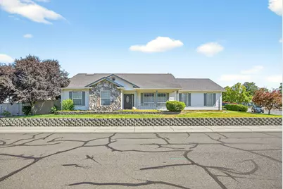 201 Orchardview Circle, Central Point, OR 97502 - Photo 36