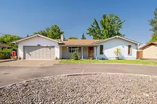 2080 Alamar St, Medford, OR 97501 - Photo 1