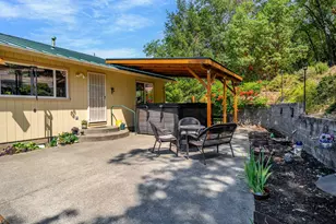 4405 Highland Ave, Grants Pass, OR 97526 - Photo 32