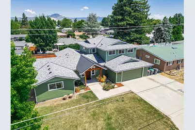 755 S 4th Street, Central Point, OR 97502 - Photo 32