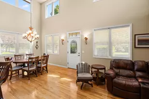 626 Griffin Oaks Dr, Central Point, OR 97502 - Photo 4