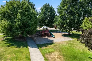 626 Griffin Oaks Dr, Central Point, OR 97502 - Photo 28