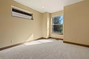 21420 Belknap Dr, Bend, OR 97701 - Photo 18