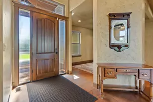 21420 Belknap Dr, Bend, OR 97701 - Photo 4