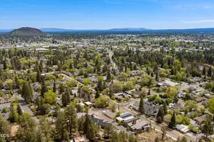 628 NW Portland Ave, Bend, OR 97703 - Photo 38