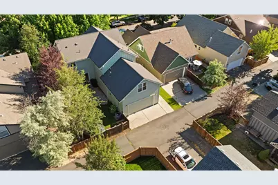 21376 Oakview Drive, Bend, OR 97701 - Photo 40