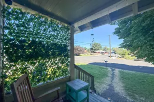 904 NE 2nd St, Prineville, OR 97754 - Photo 28