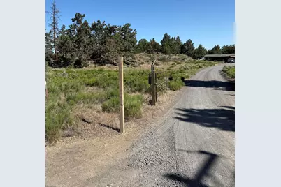 21710 McGilvray Road, Bend, OR 97702 - Photo 1