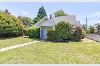 619 SE M Street, Grants Pass, OR 97526 - Photo 86