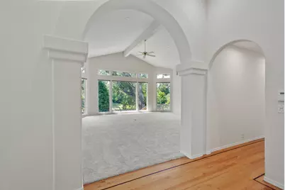 619 SE M Street, Grants Pass, OR 97526 - Photo 10