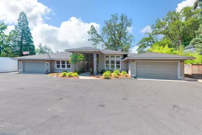 619 SE M Street, Grants Pass, OR 97526 - Photo 58