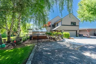 101 NE Marmot Ln, Prineville, OR 97754 - Photo 4