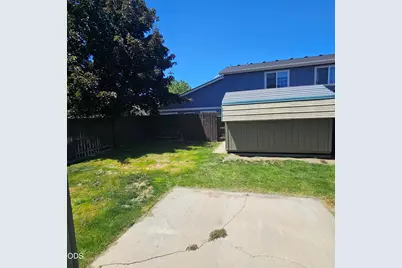 569 NE Negus Loop, Redmond, OR 97756 - Photo 10