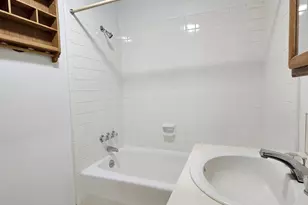 239 Nevada St, Klamath Falls, OR 97601 - Photo 10