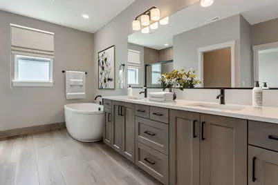 1364 NW Ochoa Drive, Bend, OR 97703 - Photo 8