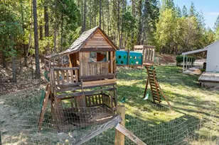 2016 Sykes Creek Rd, Rogue River, OR 97537 - Photo 40