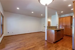 3126 Alameda St, Medford, OR 97504 - Photo 4