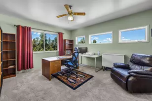 67216 Gist Rd, Bend, OR 97703 - Photo 28