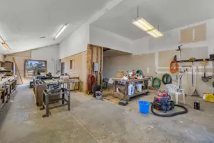 67216 Gist Rd, Bend, OR 97703 - Photo 34