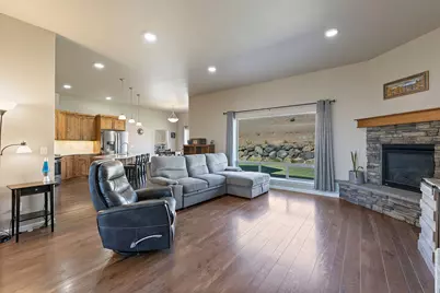 2273 NE Valley View Court, Madras, OR 97741 - Photo 4