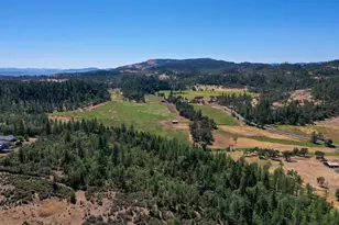 509 Derby Rd, Eagle Point, OR 97524 - Photo 26