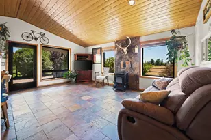 9328 NE 5th St, Terrebonne, OR 97760 - Photo 12