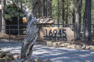 16945 Jacinto Rd, Bend, OR 97707 - Photo 1