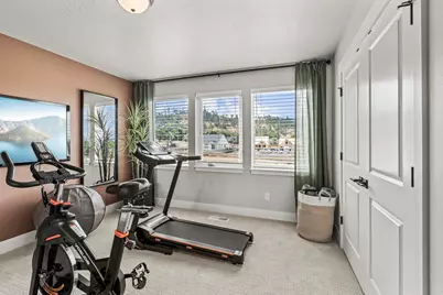 1297 Stonegate Drive #473, Eagle Point, OR 97524 - Photo 26