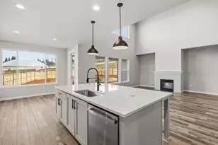 1297 Stonegate Dr, Eagle Point, OR 97524 - Photo 16