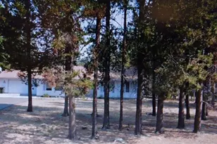 52466 Lost Ponderosa Rd, La Pine, OR 97739 - Photo 2