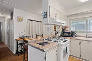 301 Bandy Way, Grants Pass, OR 97526 - Photo 10