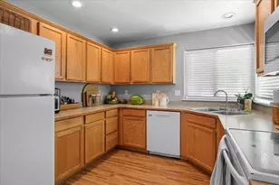 2065 Cheshire Way, Medford, OR 97501 - Photo 12