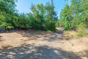 5626 Lakeshore Dr, Selma, OR 97538 - Photo 12