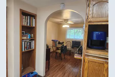 611 S Junction Avenue, Cave Junction, OR 97523 - Photo 16