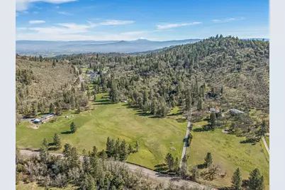 2929 Hwy 238, Jacksonville, OR 97530 - Photo 44