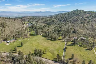 2929 Hwy 238, Jacksonville, OR 97530 - Photo 44