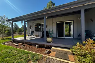 34653 Castle Dr, Chiloquin, OR 97624 - Photo 18