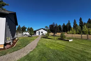34653 Castle Dr, Chiloquin, OR 97624 - Photo 22