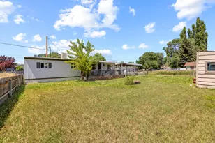 1647 Hope St, Klamath Falls, OR 97603 - Photo 6