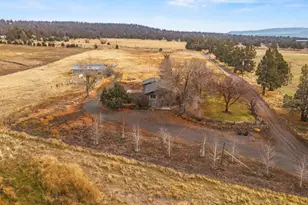 23131 N Poe Valley Rd, Klamath Falls, OR 97603 - Photo 44