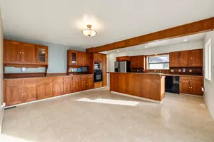 23131 N Poe Valley Rd, Klamath Falls, OR 97603 - Photo 14